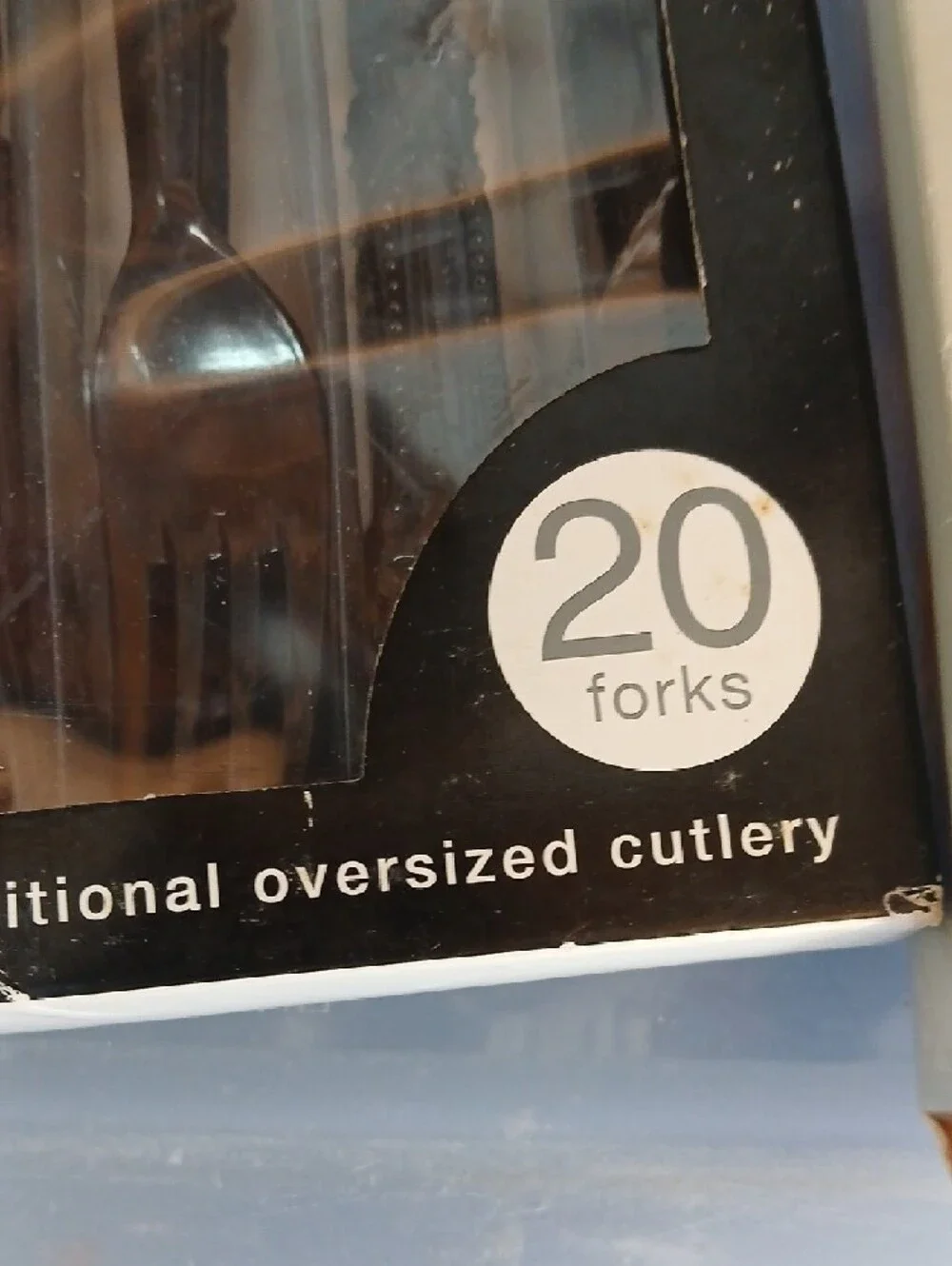 Disposable Black & White Plastic Tableware-oversize